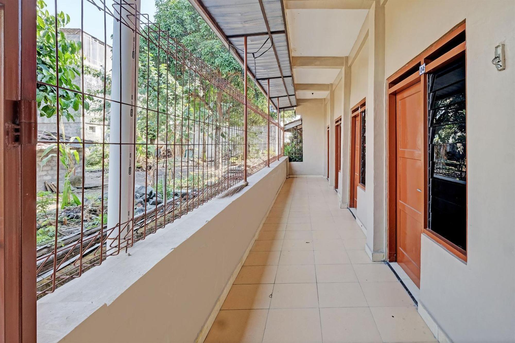 Spot On 92934 Nusantara Syariah Maguwo Ngoại thất bức ảnh