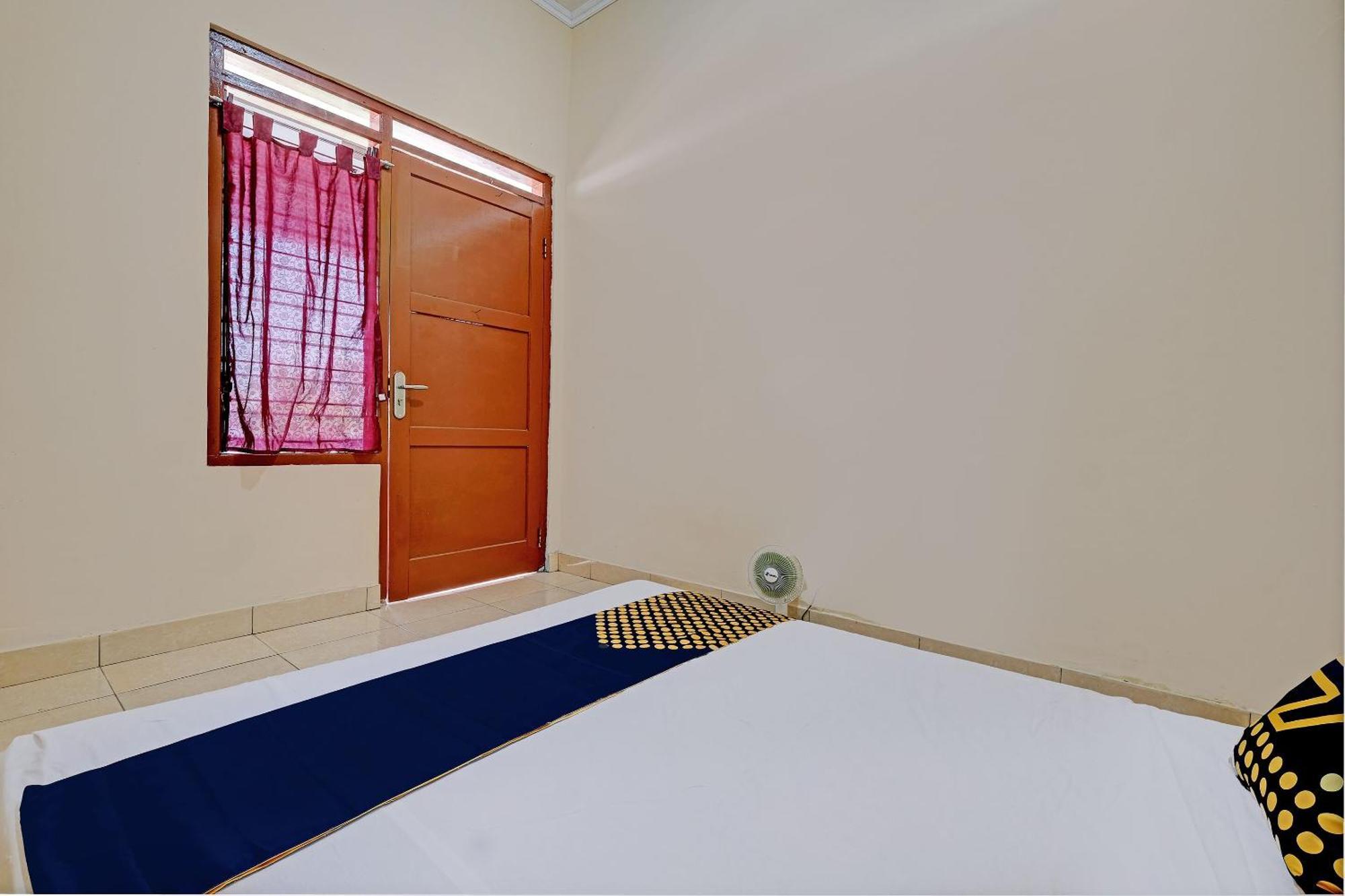 Spot On 92934 Nusantara Syariah Maguwo Ngoại thất bức ảnh