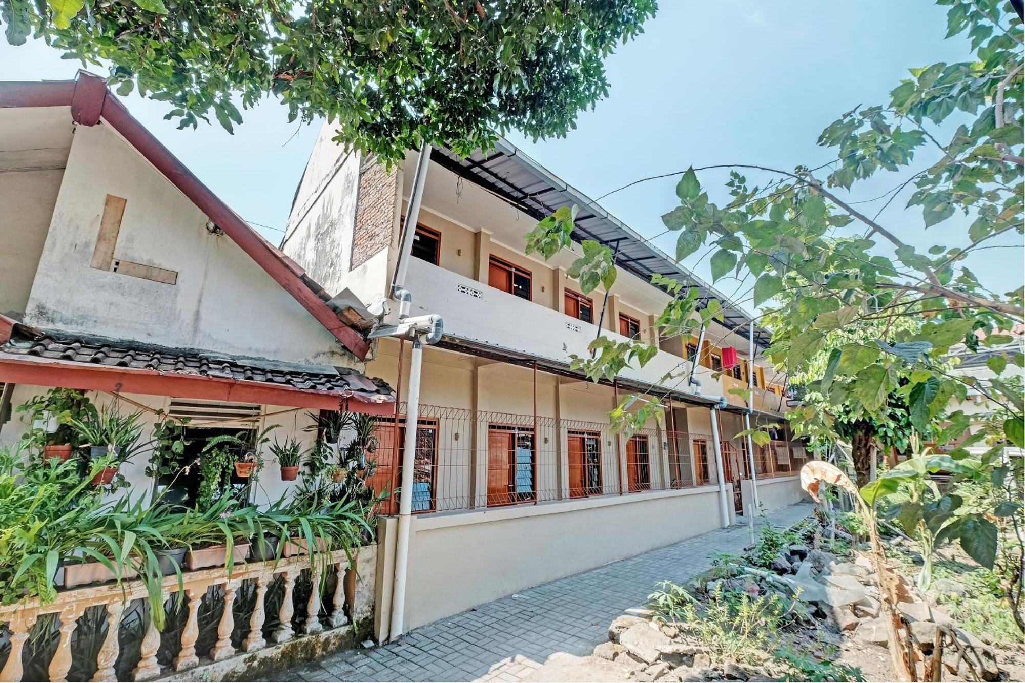 Spot On 92934 Nusantara Syariah Maguwo Ngoại thất bức ảnh